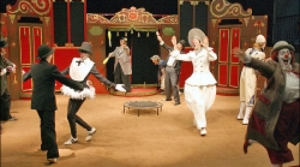 premiera la teatrul masca clovnii nostri cei de toate zilele