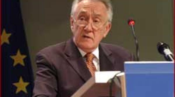 negocieri taxa auto se micsoreaza