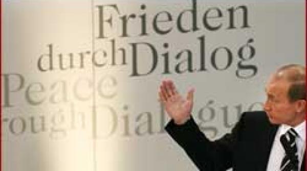 disputa presedintele rusiei ii acuza pe americani ca vor sa controleze lumea