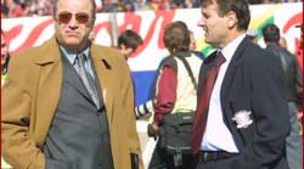 rapid giulestenii il arata cu degetul pe chivorchian