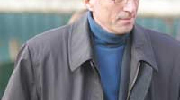 averea lui ceausescu valentin pregatit sa si ia bunurile