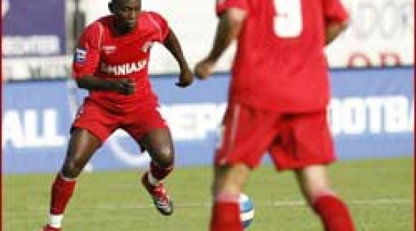 dinamo amenda de 5 000 de euro pentru african