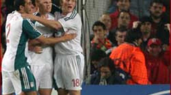 liga campionilor a lovit omul cu crosa