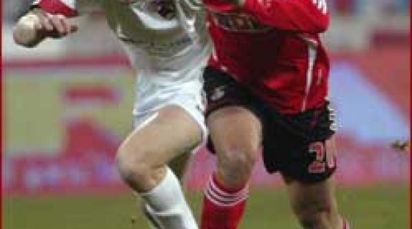 dinamo benfica 1 2 iluzii fara acoperire