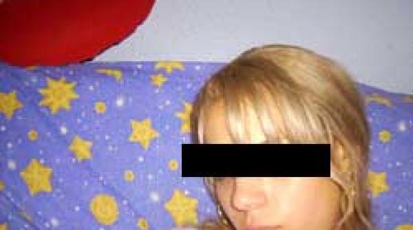 versiunea victimei stai aici nu te misti ca mai vreau o data