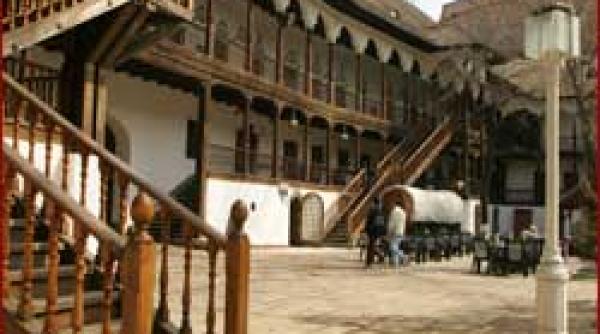 retrocedare finala hanul lui manuc inapoi la cantacuzini