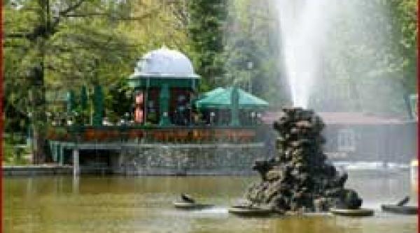 afacere de familie in parcul cismigiu