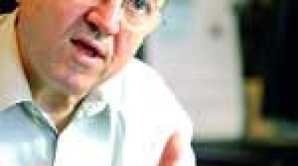 democratie sau dictatura