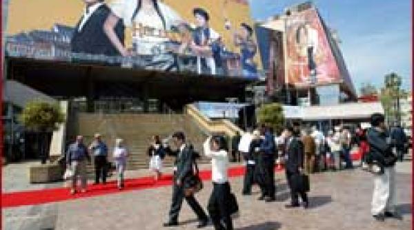 eveniment televiziune mobila prin 120 de operatori