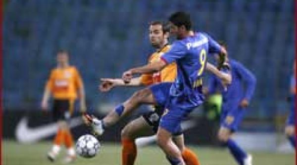 steaua poli iasi 1 0 victorie doar pentru moral