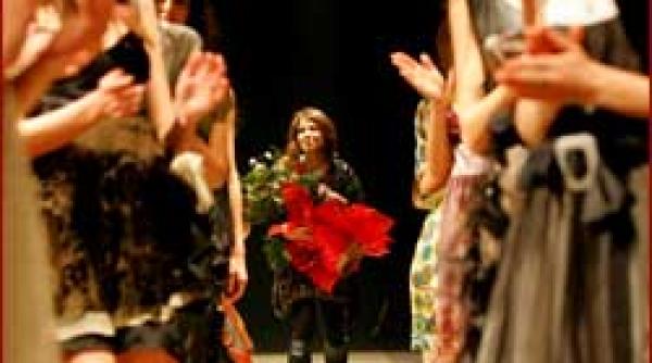 colectie voaluri si masute retro