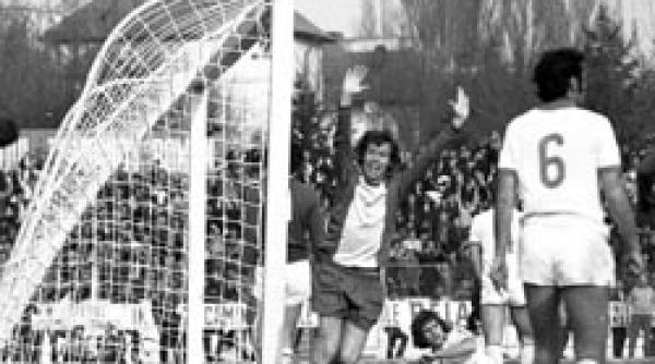 deces a incetat din viata florea dumitrache o legenda a fotbalului romanesc