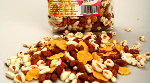 fulgi de cereale expandate cu zahar in exces