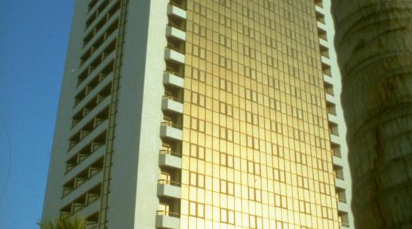 masdar orasul verde din desert