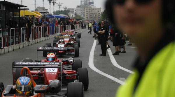 bolizii au luat startul