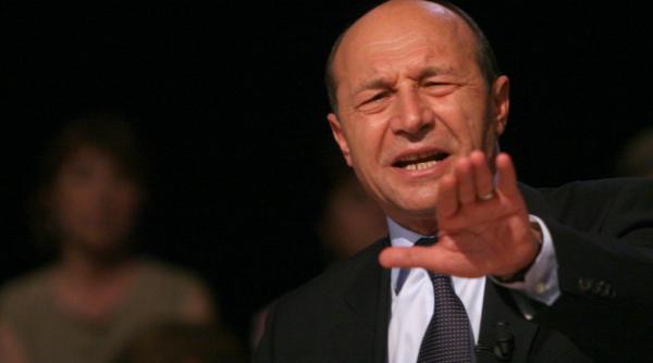 boicot si plangere penala contra lui traian basescu