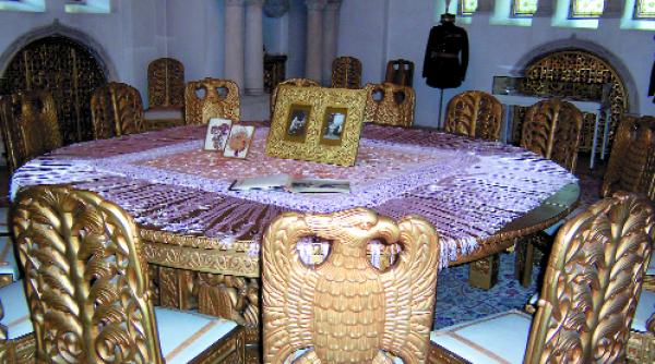 expozitie viata de dincolo de istorie