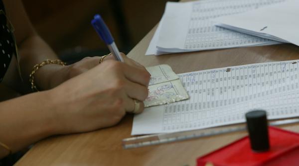 cati votanti sunt in romania