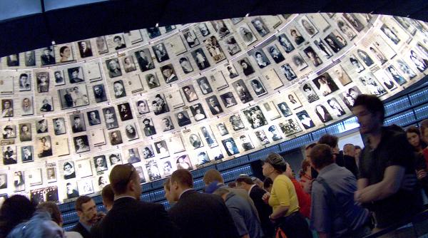 romani in tara fagaduintei