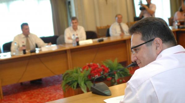 neglijenta in sri nu politie politica