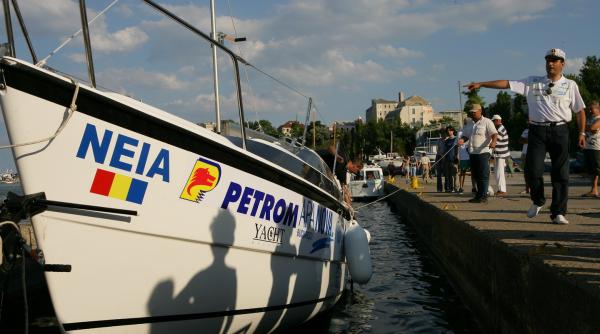 mandruta pleaca cu trei caravele