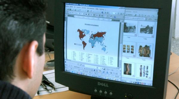 internetul pedofililor