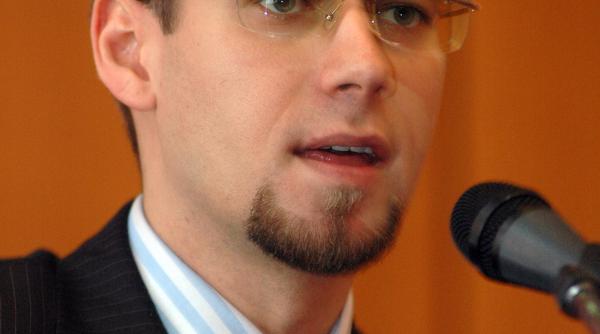 basescu a sesizat parchetul in legatura cu lucrarile la dn 66a