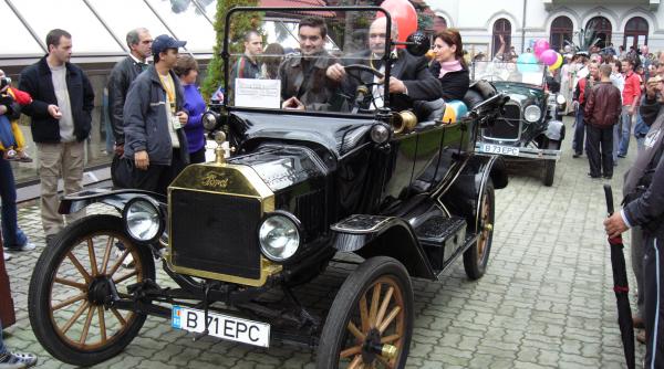inedit raliu cu masini de epoca in sovata