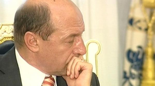 basescu furat de somn la pactul pe educatie