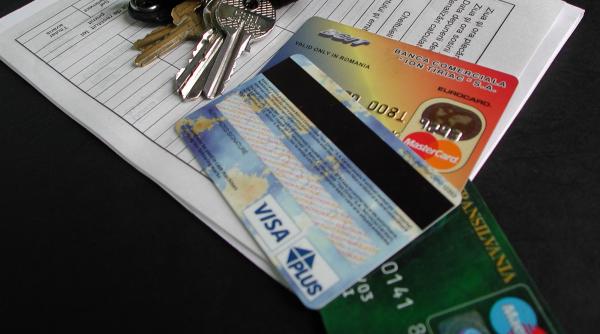 cum ne alegem cardul de credit