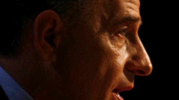 basescu acuzat guvernul somat