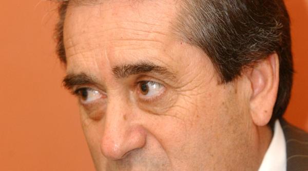 tranzactii consolidare pe piata asigurarilor