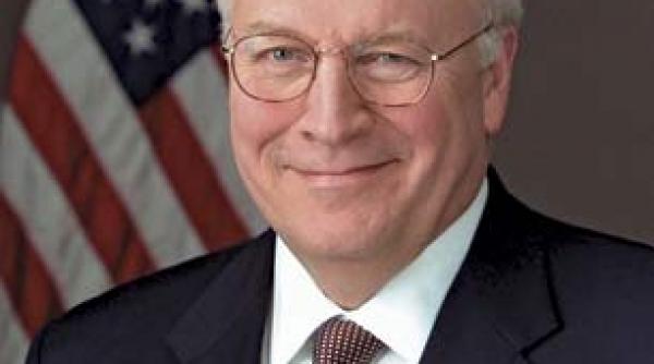 casa alba dick cheney pe masa de operatie