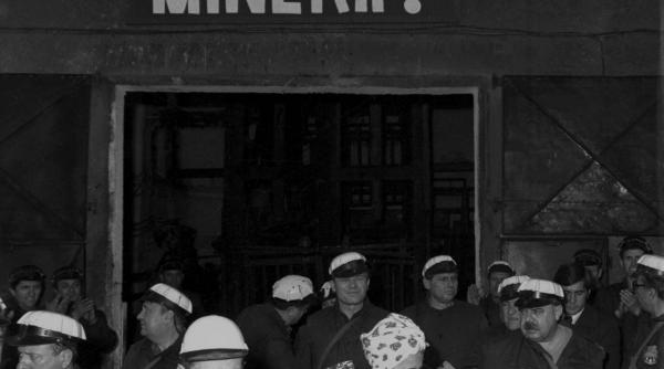 ceausescu si minerii in lumina securitatii