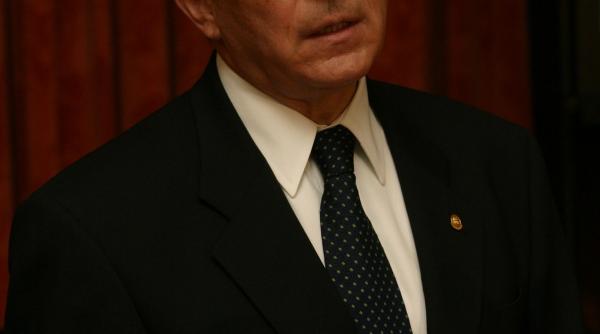 astazi e ziua ta mugur isarescu