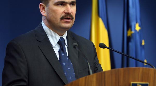 raapps isi vinde caii si vacile