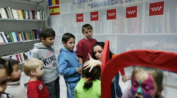 cu tot cu copii la munca in strainatate