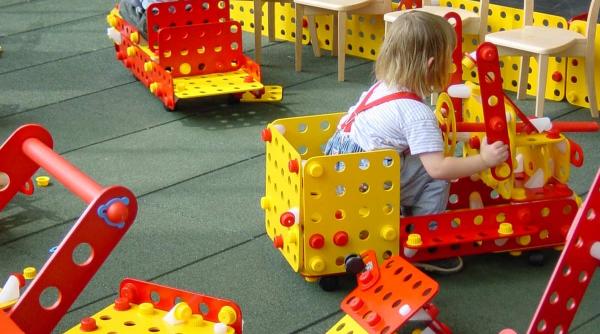 jucarii cu plumb retrase de pe piata