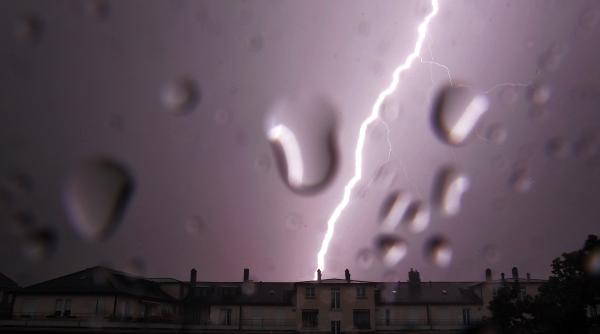 meteo urmeaza zile cu ploi usoare