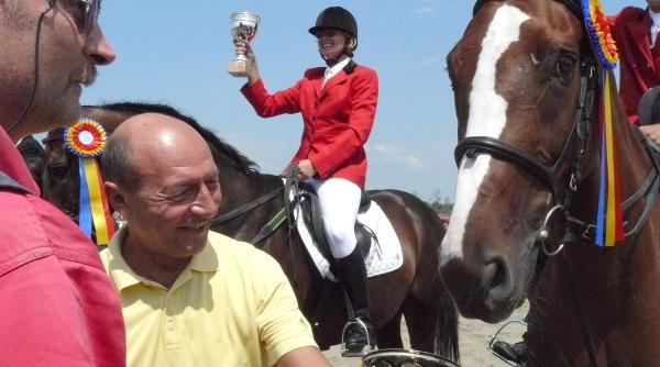 basescu e in vacanta nu in concediu