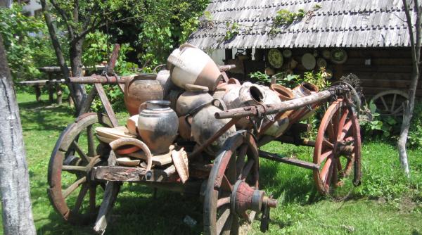 din secretele olaritului cocosul de hureza 128 153