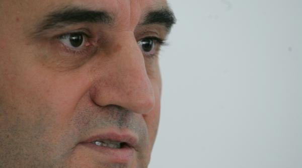 sinescu merge mai departe