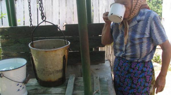 sete potolita cu apa otravita