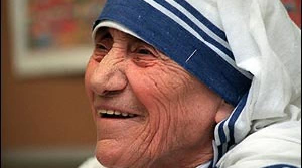 fii lumina mea maica tereza o viziune si 50 de ani de asteptari