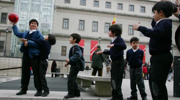 cheltuiala mare si timp pierdut