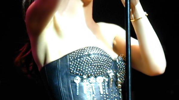 omul zilei jennifer rush