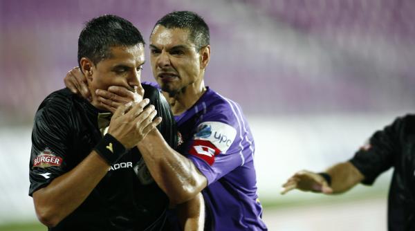 monstrii nasc monstri