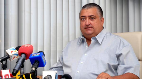 a 128 158 poate plec din fotbal