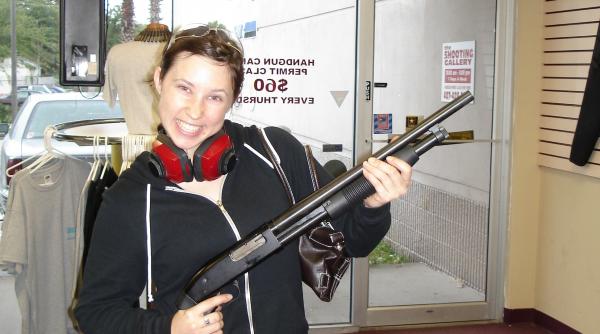 civilii detin trei sferturi dintre armele de foc din intreaga lume