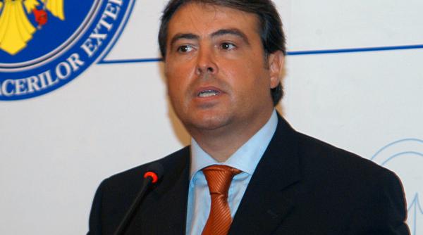 cioroianu asteapta probe in scandalul vizelor